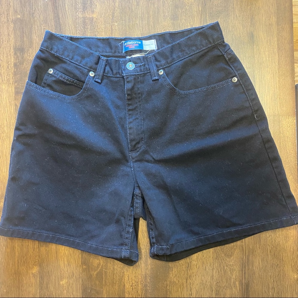 Black thick material high waisted mom shorts